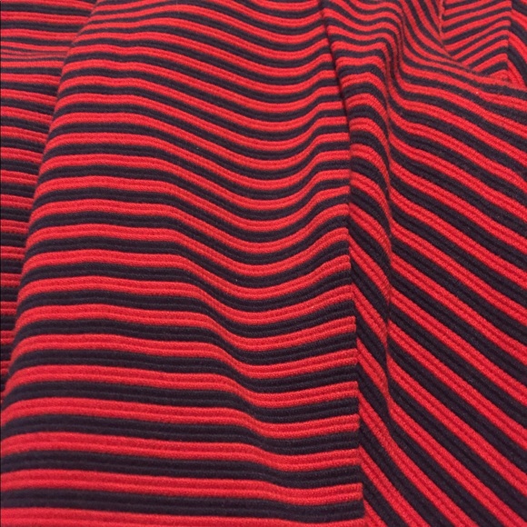 Striped Express Dress - Picture 4 of 4